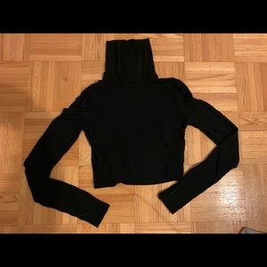 SOLD - TALULA cropper turtleneck shirt size XS